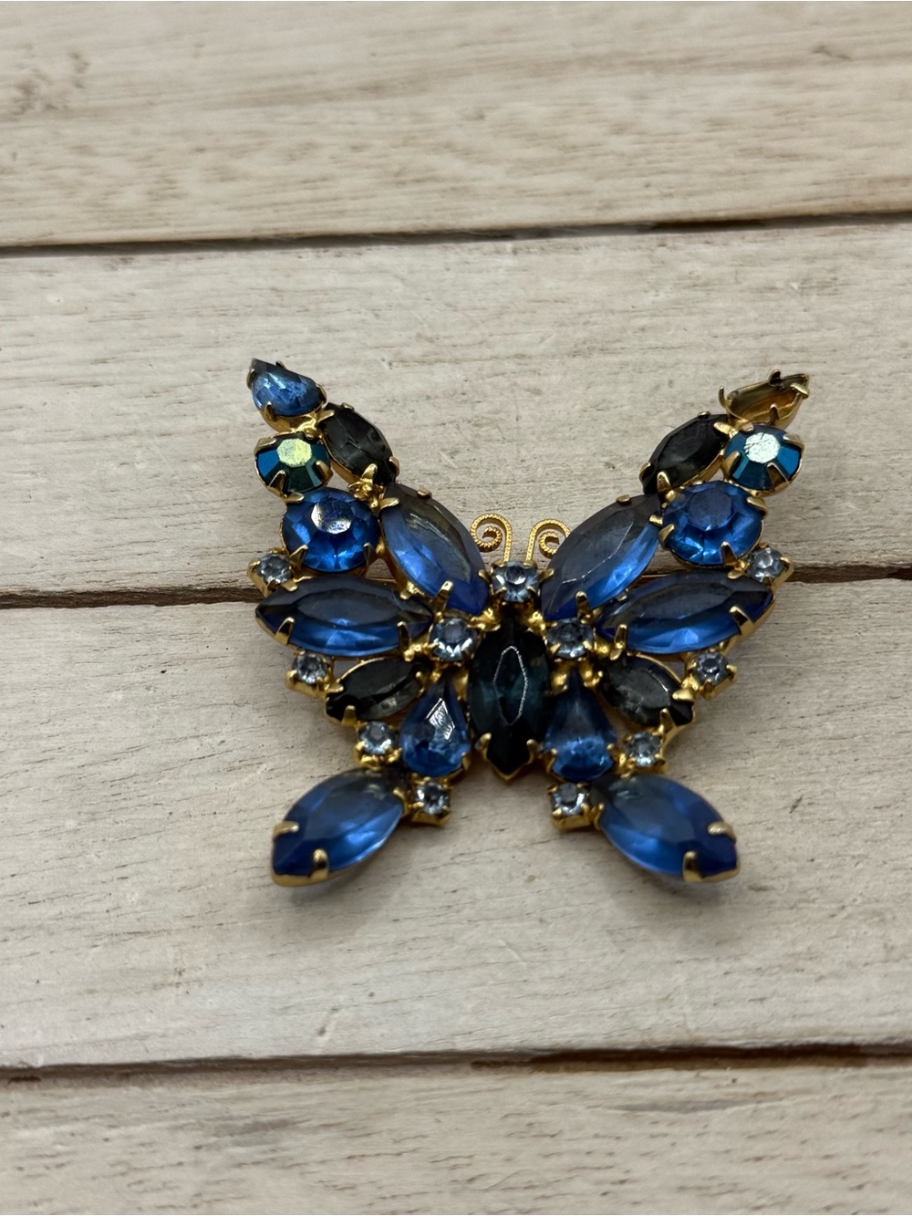 Vintage 1950s glass Crystal Butterfly Brooch
